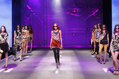 芳仕倫2013秋冬新品發布會-秋冬新品發布會策劃