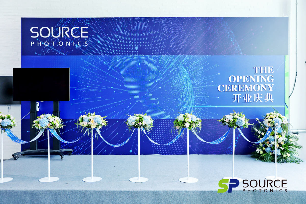 索爾斯開業(yè)慶典舞臺(tái)設(shè)計(jì)