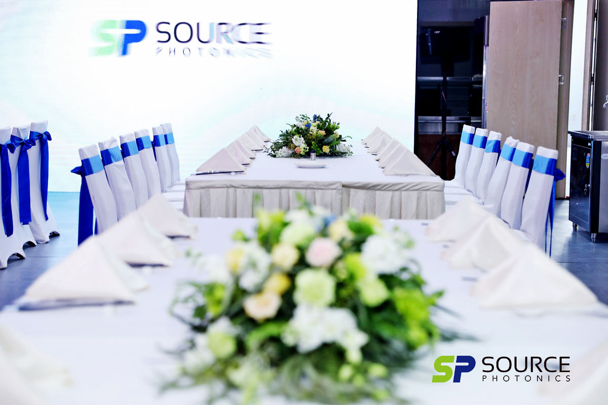 開業(yè)典禮晚宴廳設(shè)計(jì)