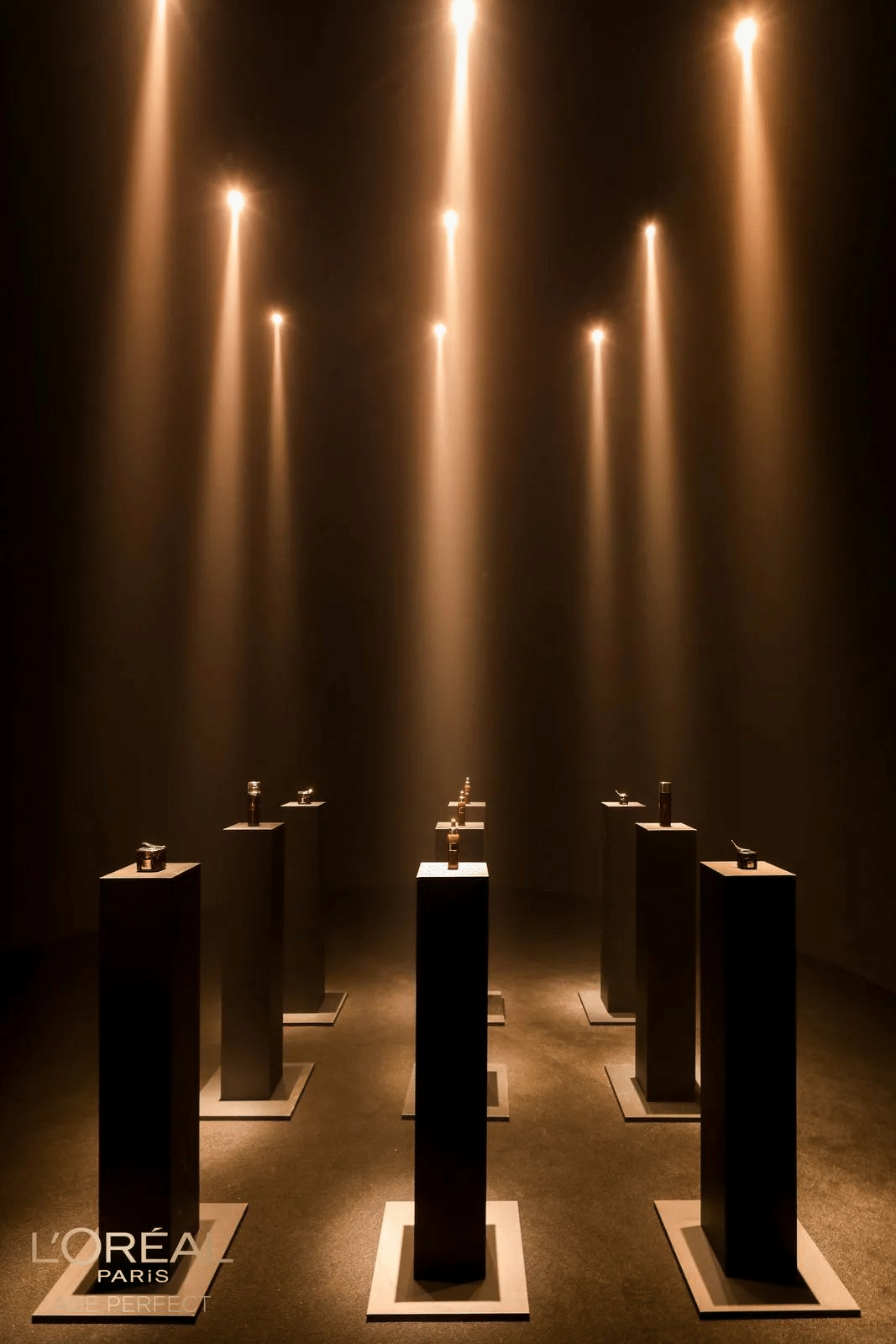 歐萊雅「金致松露系列·生息光影藝術展」