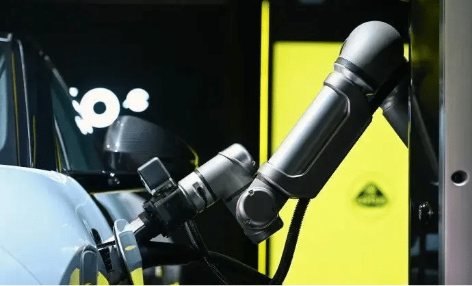 上海車展路特斯展臺活動現場